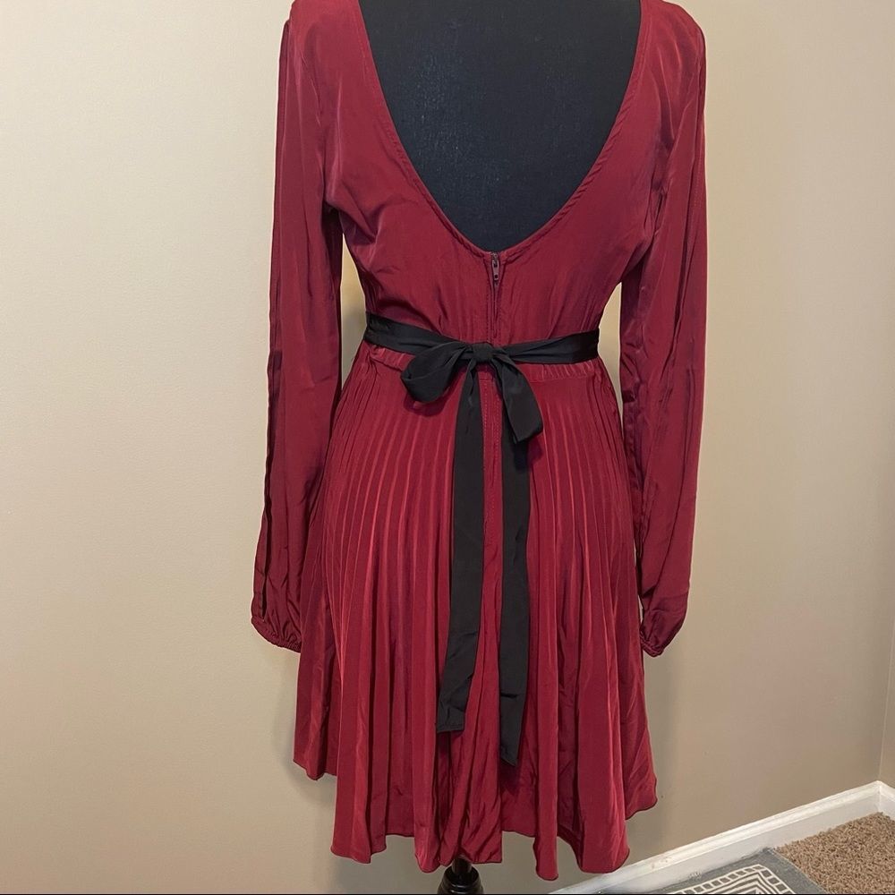 Beautiful Dark Red Pleated Cocktail Dress - Picture 5 of 9